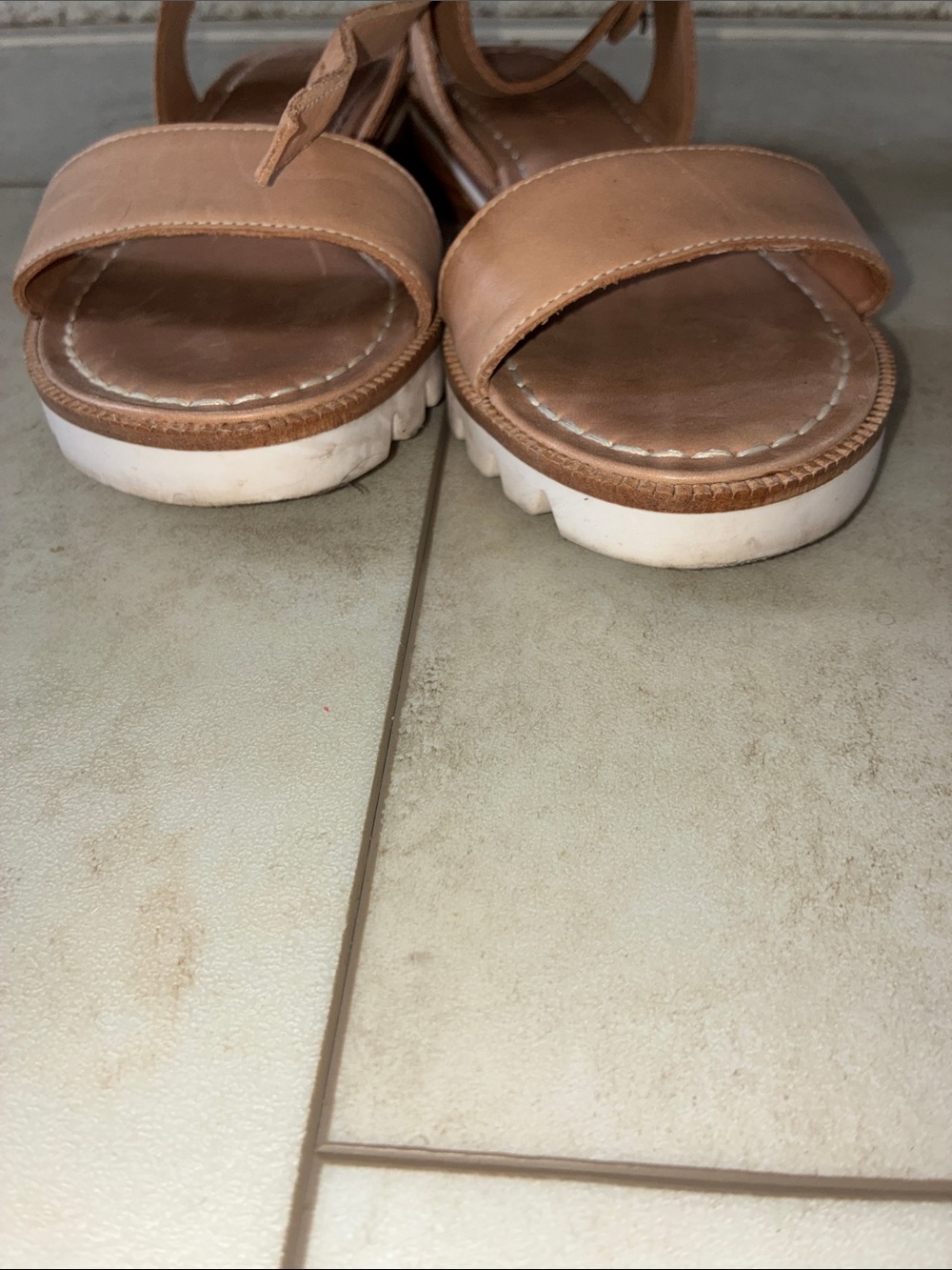 Bernardo Tan Leather Ankle-Strap Sandals Size 8 Fit Like 7.5 - Picture 4 of 10